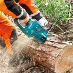 Tronçonneuse sur batterie 40 cm XGT 40V 1x 5.0Ah UC012GT102 - MAKITA
