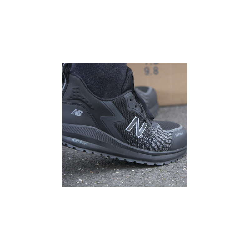 Chaussures de sécurité basses noires S1P SRC SPEEDWARE - NEW BALANCE