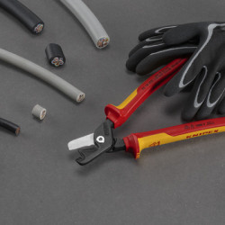 Pince coupe câbles STEPCUT® XL - KNIPEX