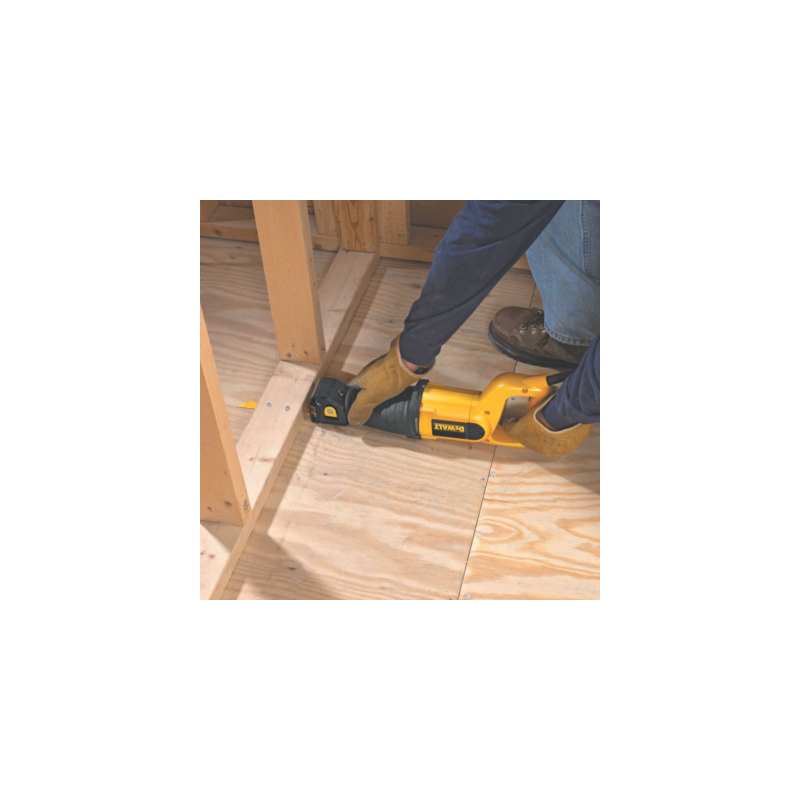 Scie sabre filaire 1100W DWE305PK - DEWALT
