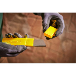 Etui de 10 lames de cutters - STANLEY